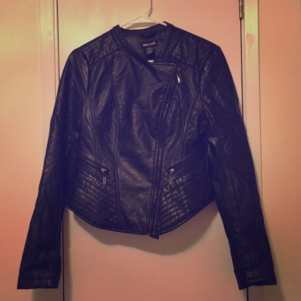 Leather jacket